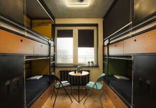 Хостел Suffix Hostel & Apartments Калининград Односпальная кровать в общем номере для женщин-1